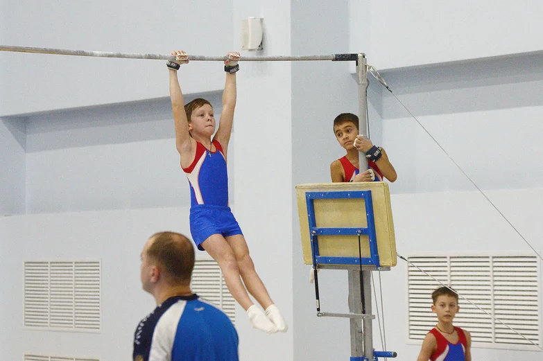 Зал мужской гимнастики