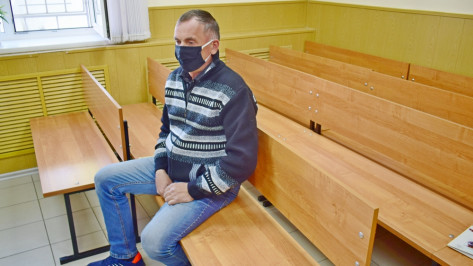 Диспетчер «системы-112» не признал вину в гибели школьницы в Воронежской области