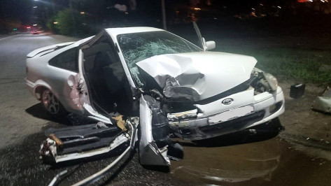 В Воронеже 48-летний водитель умер в больнице после страшной аварии