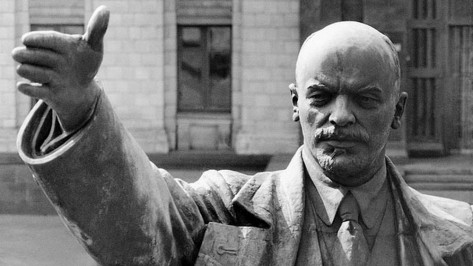 Жители Иркутска предложили снести памятник-близнец воронежского Ленина