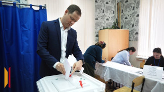 Зампредседателя правительства Воронежской области Александр Попов проголосовал на выборах депутатов областной и городской дум