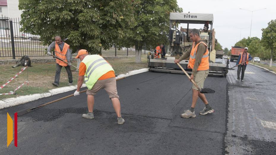 В Воронеже в ближайшие пять лет заасфальтируют 394 улицы