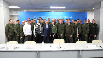 Координаторы Молодежки Народного фронта из Воронежа встретились с президентом Владимиром Путиным