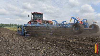 Воронежские аграрии вышли в поле: озимые в хорошем состоянии, посевная набирает темп