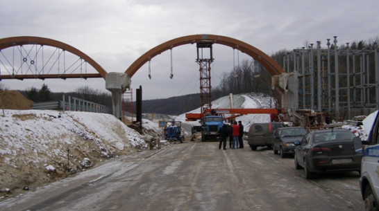 В Рамонском районе рабочий упал со строящегося моста 