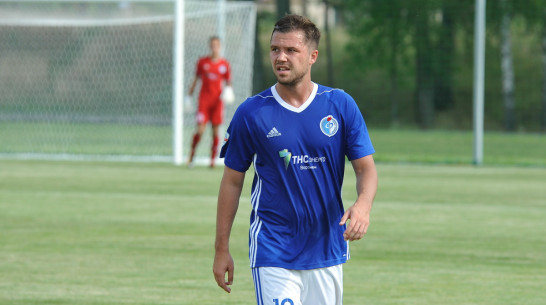 Воронежский «Факел» арендовал полузащитника екатеринбургского «Урала»