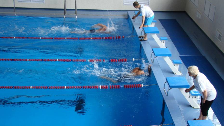 Хохольские пловцы завоевали 12 медалей на областных соревнованиях «Серебряное сердце»