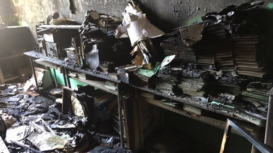 В Кантемировке сгорел кабинет физики колледжа