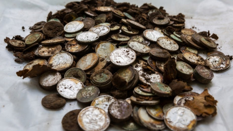 На ВДНХ обнаружили клад серебряных монет начала прошлого века