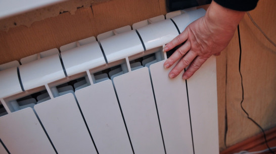 Жители холодного дома в центре Воронежа получили тепло лишь в феврале 