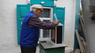 На выборах губернатора Воронежской области одним из первых проголосовал 100-летний ветеран