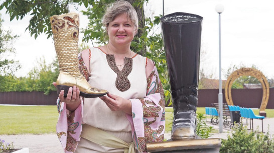 В Бутурлиновке посетители фестиваля «Праздник сапога» смогут примерить одежду предков