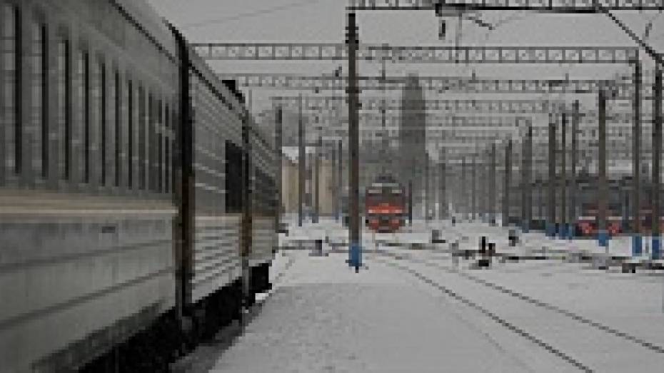 В Таловском районе 25-летний мужчина попал под поезд