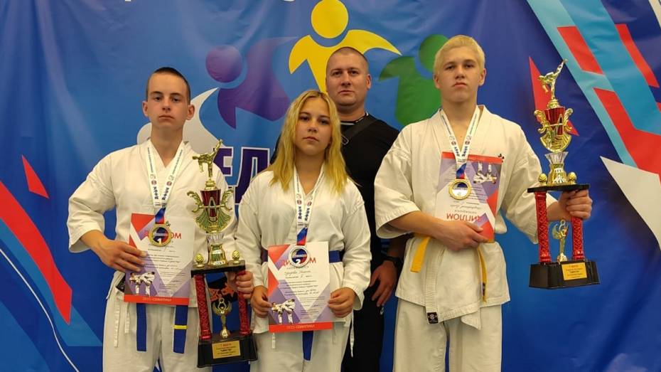 Грибановские каратисты дважды победили на открытом фестивале в Семилуках