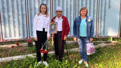 «Теперь моя душа спокойна». Пенсионер из Воробьевки нашел место захоронения погибшего в годы ВОВ отца