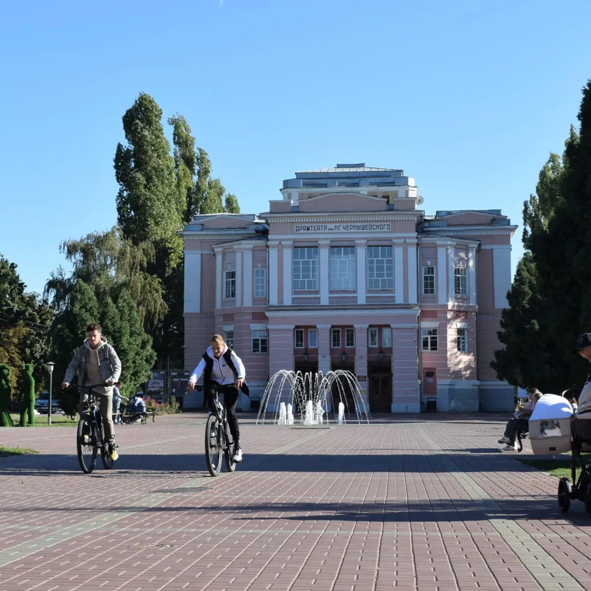 Город для людей. Как в Борисоглебске благоустраивают территории для  массового отдыха