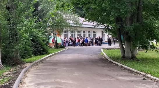 Из лагеря под Воронежем выехали домой 70 детей из ЛНР, задержавшиеся из-за режима КТО