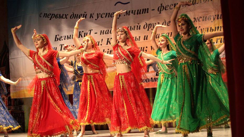 Калачеевский ансамбль «Сувенир» стал лауреатом международного фестиваля-конкурса 