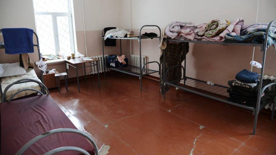 Иностранец «разместил» в трех воронежских квартирах 220 мигрантов