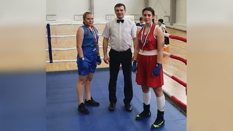 Богучарская спортсменка выиграла «золото» на муниципальном турнире по боксу в Воронеже