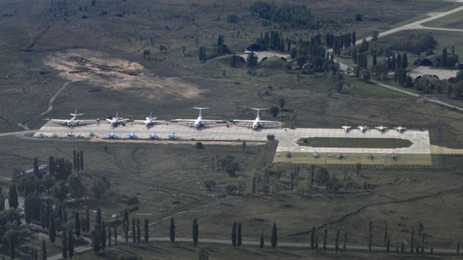 Военные пересмотрели планы модернизации авиабазы в Воронеже
