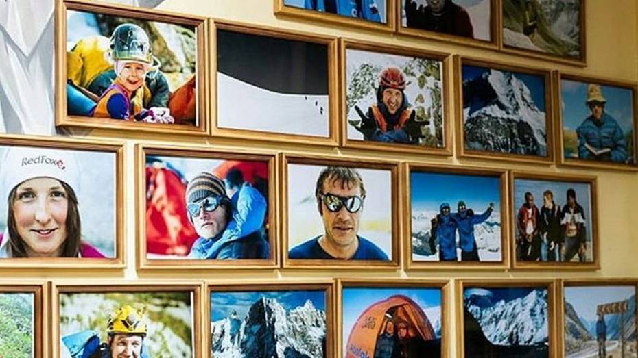 В Хохольском районе открылась выставка фотографий погибших альпинистов