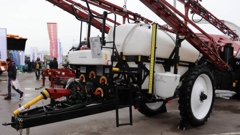 На выставке «Воронежагрокомплекс-2023» представили сельхозтехнику Ростсельмаш