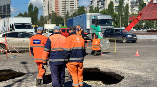 В Коминтерновском районе Воронежа не стали отключать воду из-за коммунальной аварии