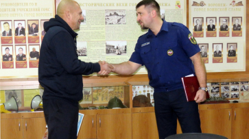  В Воронеже работника лодочной станции наградили за спасение 61-летнего рыбака