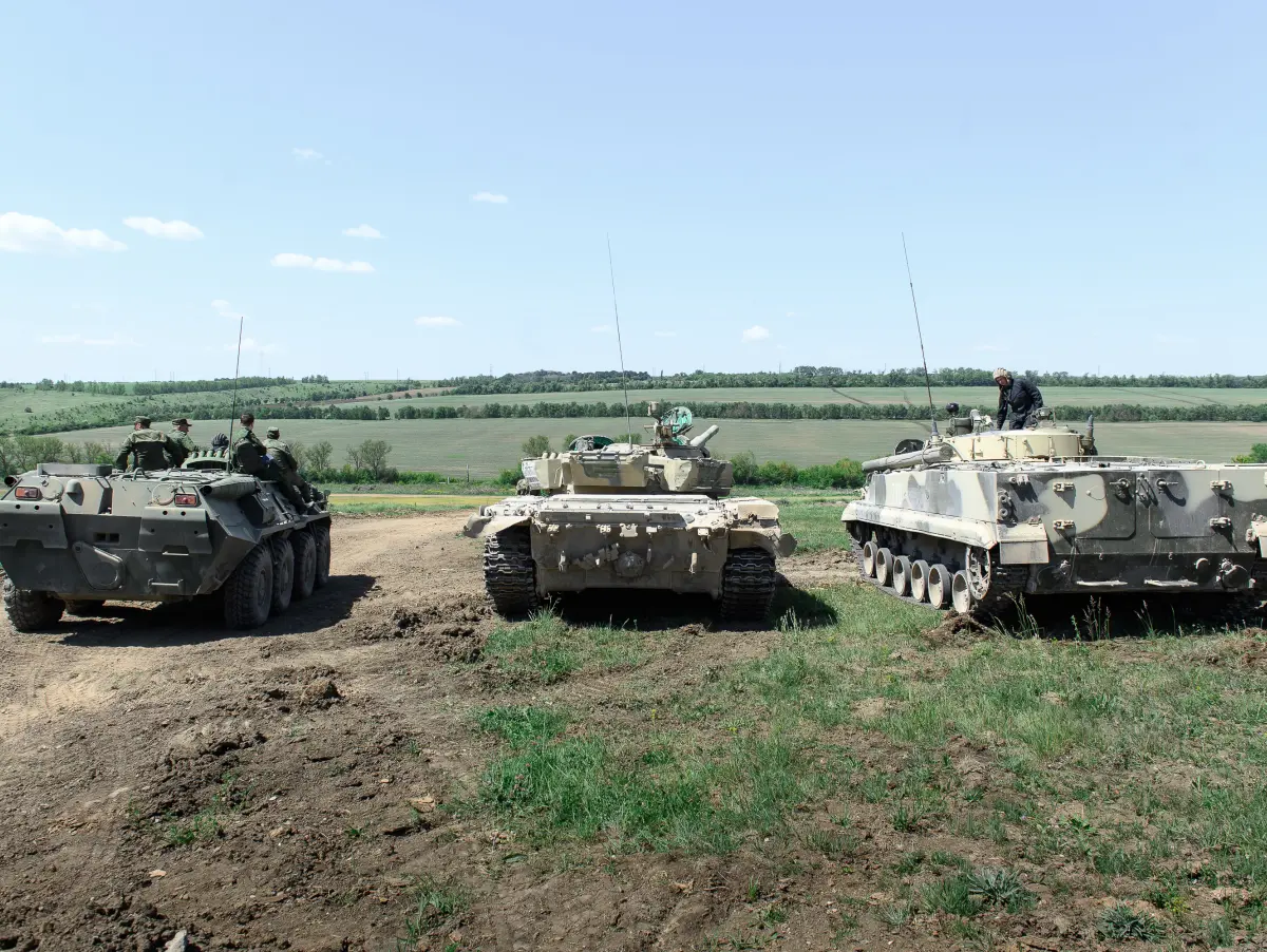 Вождение танка и тренировка по стрельбе: в Воронежской области прошел учебно-мобилизационный  сбор