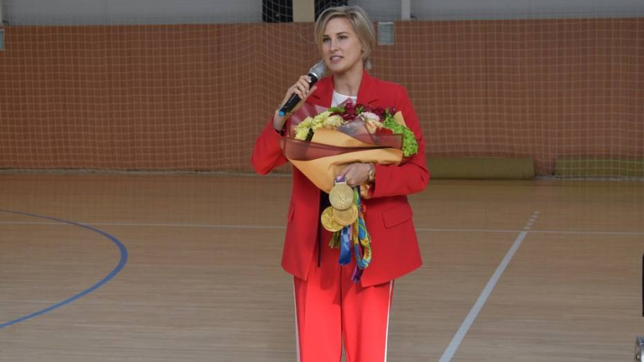 Олимпийская чемпионка Алла Шишкина посетила Борисоглебск