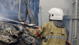 В Воронеже пожарные предотвратили возгорание 725 литров бензина