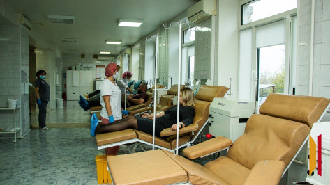 Почетные доноры из Воронежской области могут получать выплаты по упрощенной схеме