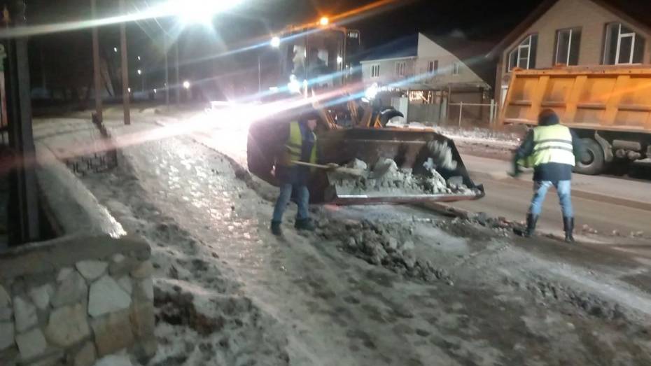 За ночь с улиц Воронежа вывезли 1,2 тыс кубометров снега