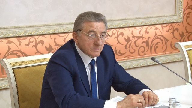 Президент наградил орденом Дружбы сенатора от Воронежской области Сергея Лукина