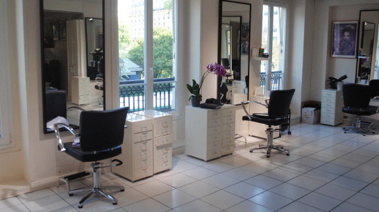 Парикмахер из Воронежской области украла у государства 350 тыс рублей