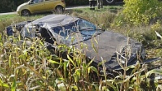 На трассе в Бобровском районе перевернулась Audi