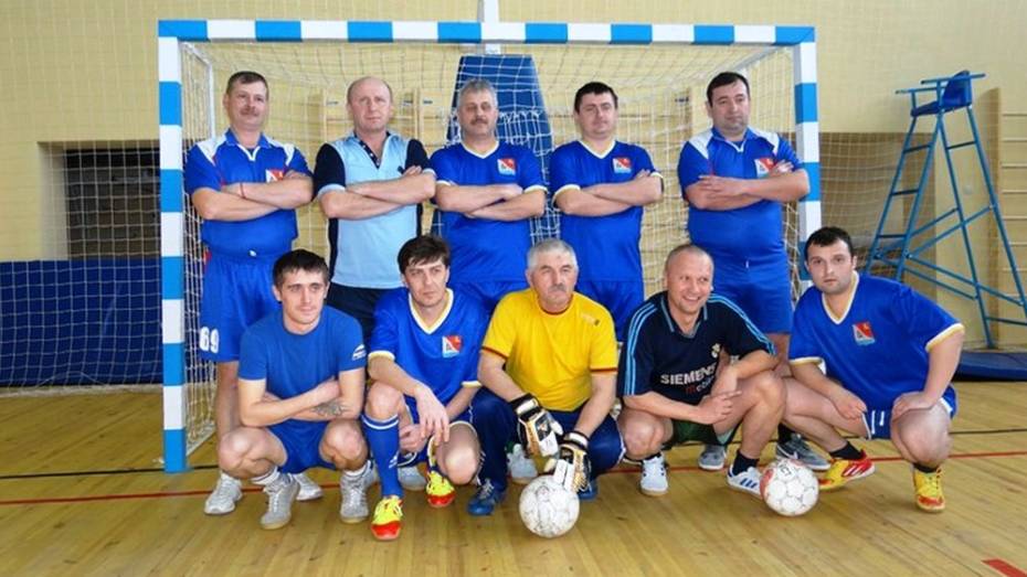 В Подгоренском районе определили команду-победителя в мини-футболе