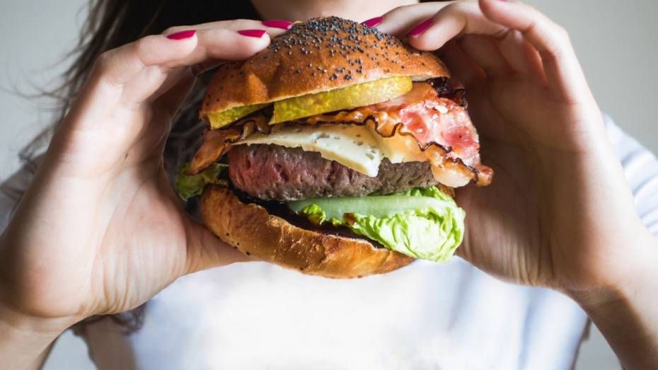 В воронежских школах за месяц ожирение выявили у 232 детей