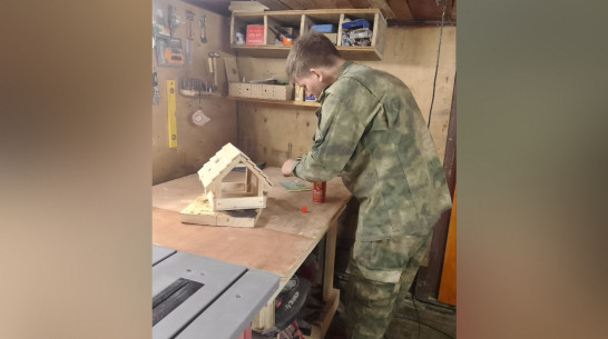 Ветеран СВО оборудовал в Воронежской области цех по изготовлению мебели