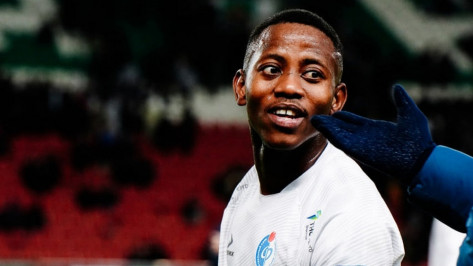 Бывший игрок воронежского «Факела» Табо Селе завоевал Кубок Южной Африки