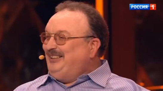 Гармонист из села Коротояк Воронежской области стал участником шоу Андрея Малахова