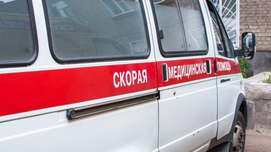 Очевидцы: в Воронеже маршрутный автобус сбил на пешеходном переходе пожилую женщину