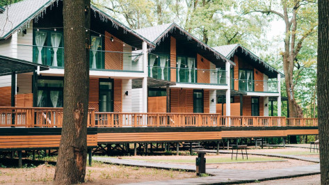 Воронежская область в 2025 году получит 13 млн рублей субсидии на создание модульных гостиниц