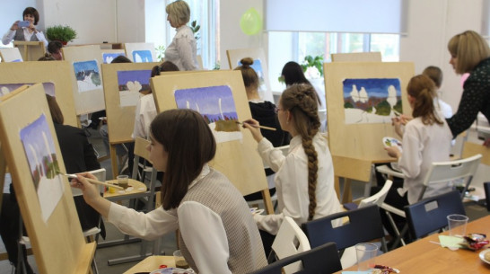 В Россошанском районе открыли арт-кафе для старшеклассников