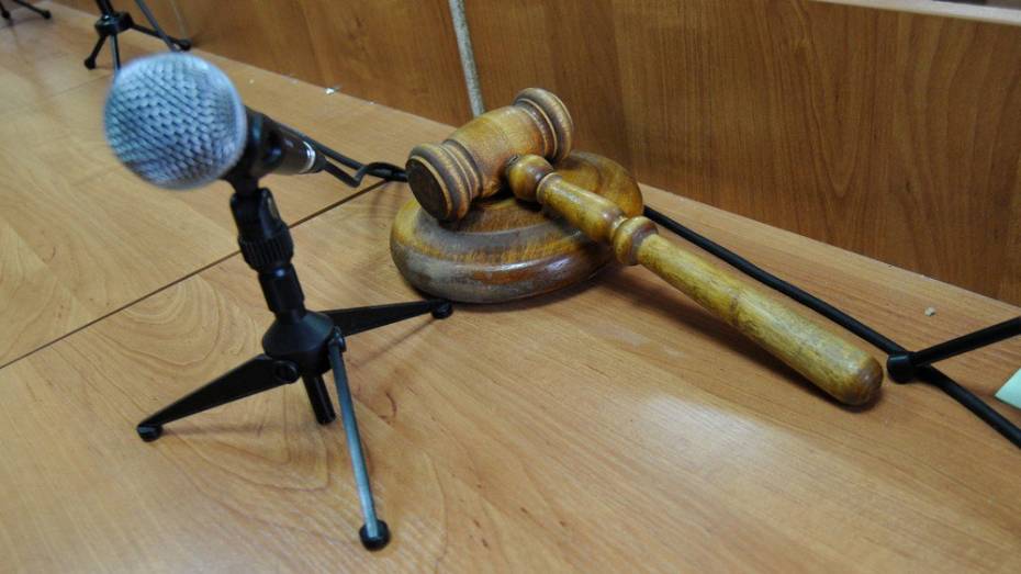 Воронежский адвокат получил условный срок за обман клиента о «взятке полиции» 