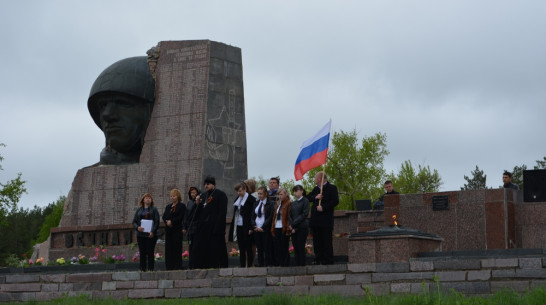 В Петропавловском районе прошел автопробег в честь Дня Победы