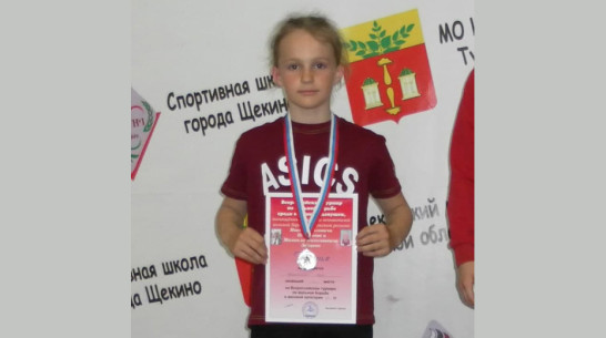 Репьевская школьница взяла «серебро» Всероссийского турнира по вольной борьбе