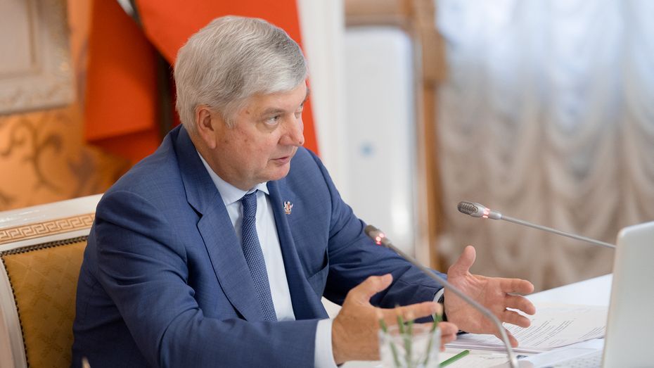 Воронежский губернатор поручил усилить информирование о мерах поддержки бизнеса