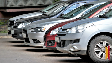 Воронежцам напомнили, где нельзя парковаться